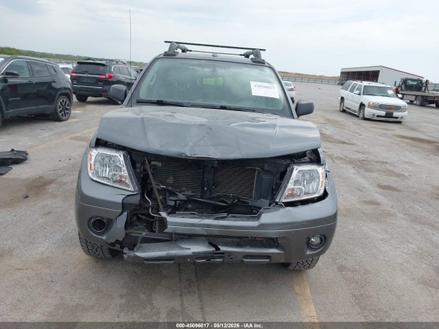 Nissan Frontier Sv