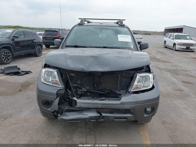 Nissan Frontier Sv