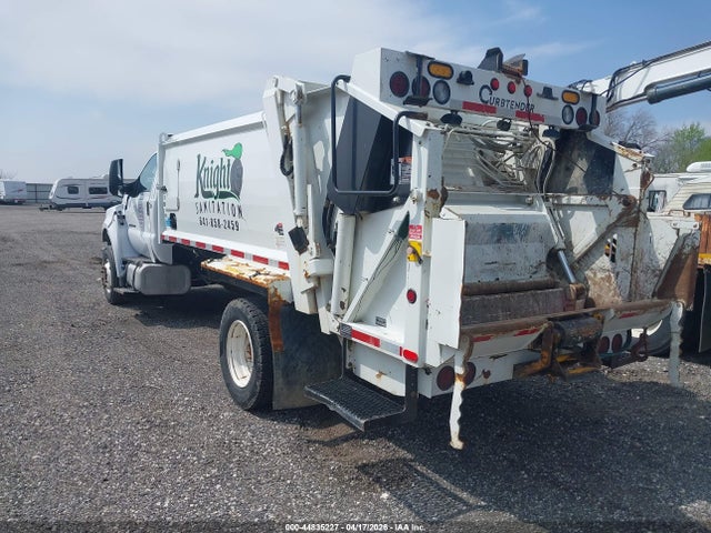 Ford F-650 Diesel