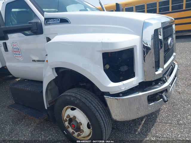 Ford F-650 Diesel