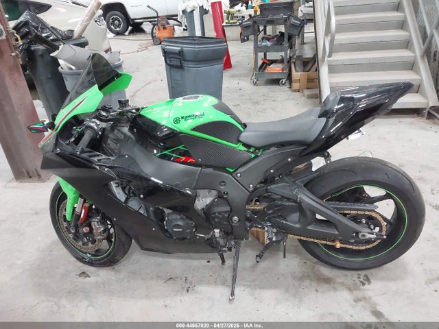 Kawasaki Zx1002 M