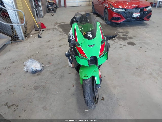 Kawasaki Zx1002 M