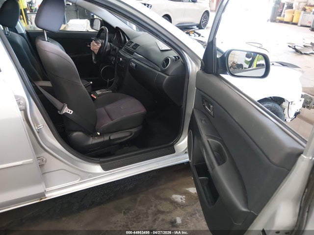 Mazda Mazda3 S