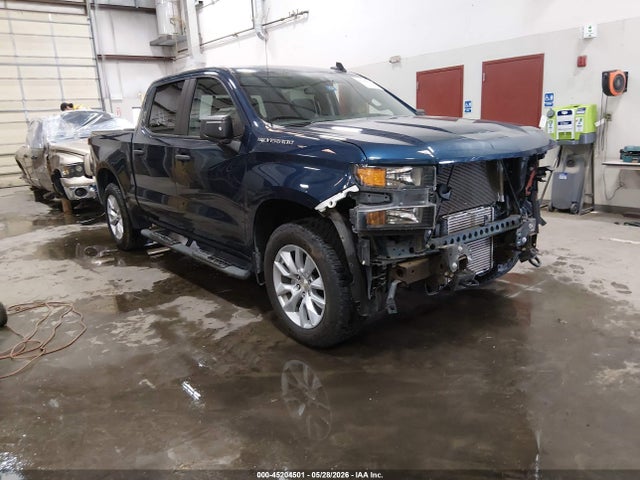 Salvage Chevrolet Silverado 1500 Image