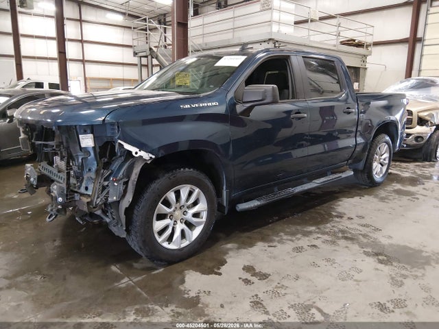 Chevrolet Silverado 1500 2wd  Short Bed Custom