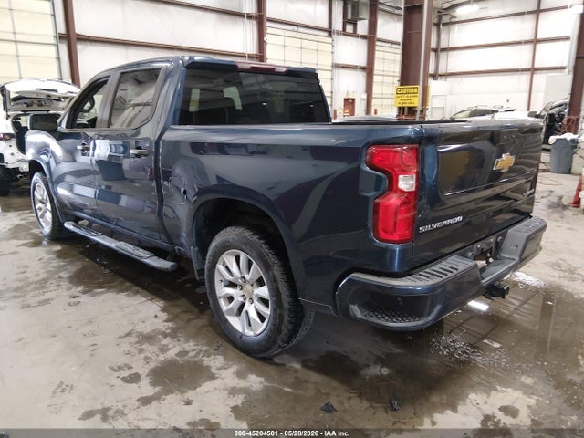Chevrolet Silverado 1500 2wd  Short Bed Custom