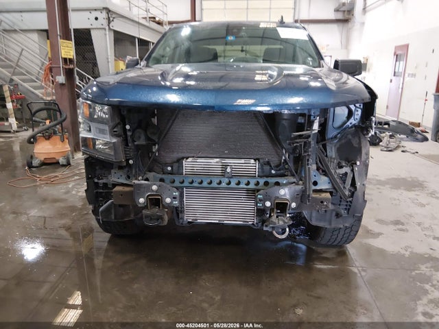 Chevrolet Silverado 1500 2wd  Short Bed Custom