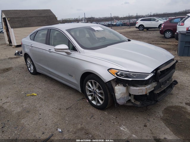 Salvage Ford Fusion Image