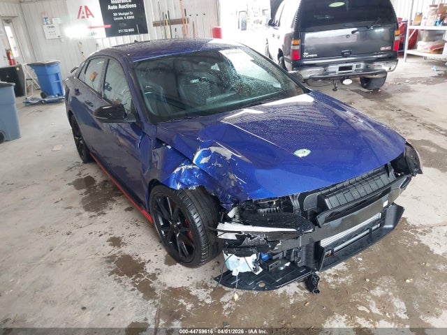 Salvage Hyundai ELANTRA Image