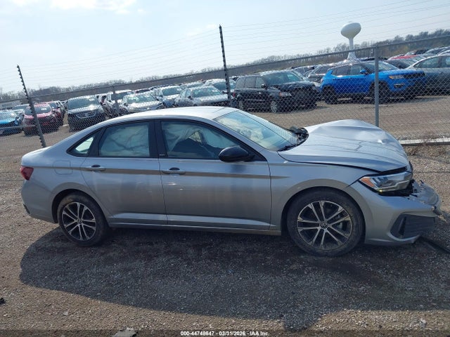 Volkswagen Jetta 1.5t Sport