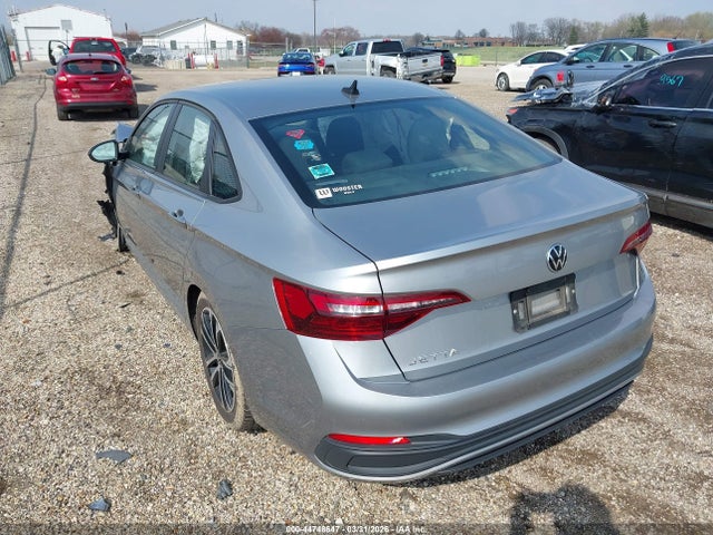 Volkswagen Jetta 1.5t Sport