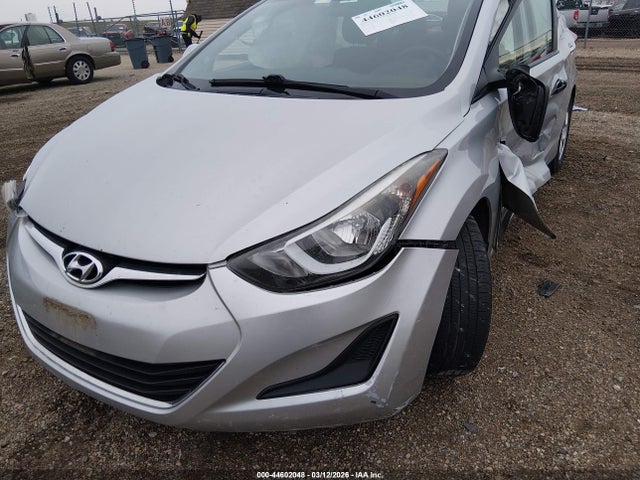 Hyundai ELANTRA Se