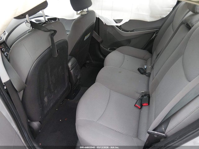 Hyundai ELANTRA Se
