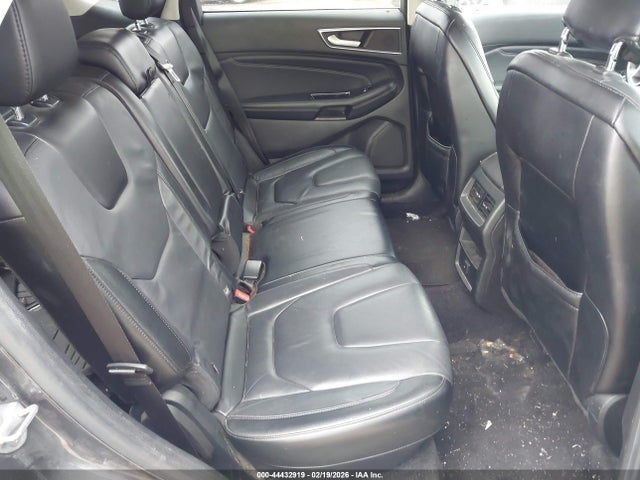 Ford Edge Titanium