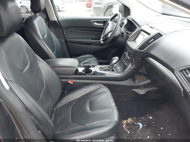 Ford Edge Titanium