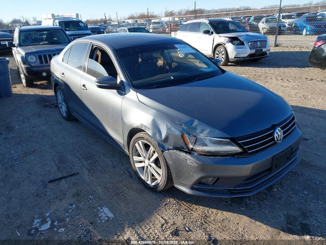 Salvage Volkswagen Jetta Image