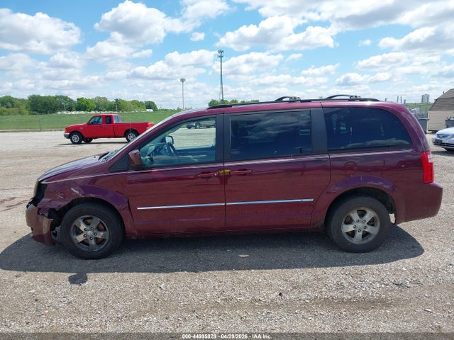 Dodge Grand Caravan Sxt