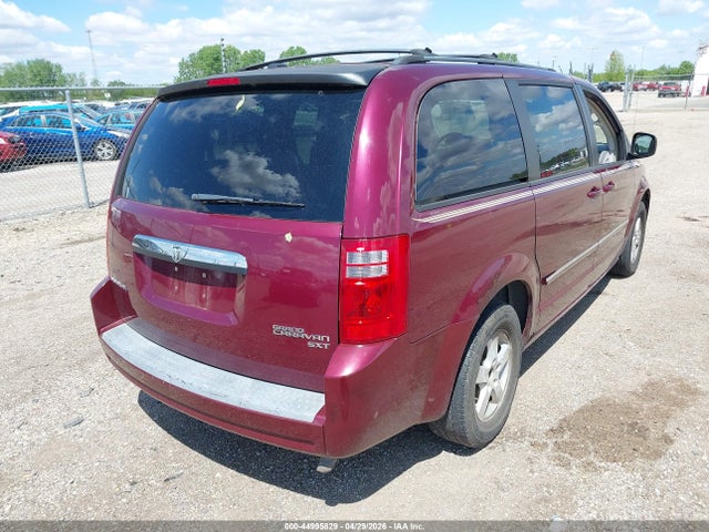 Dodge Grand Caravan Sxt
