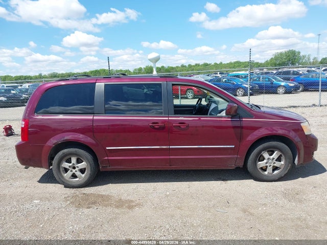 Dodge Grand Caravan Sxt
