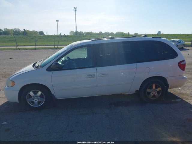 Dodge Grand Caravan Sxt