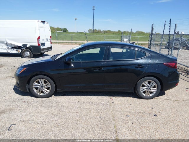 Hyundai ELANTRA Sel
