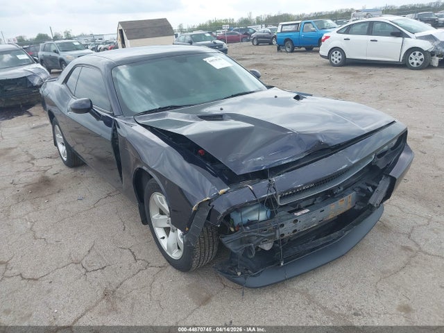 Salvage Dodge Challenger Image