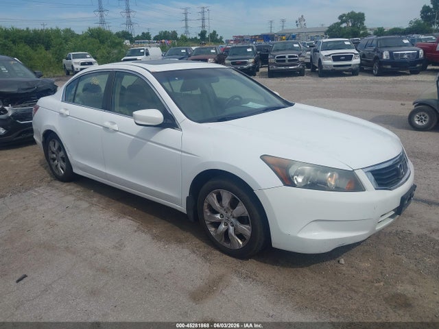 Salvage Honda Accord Image