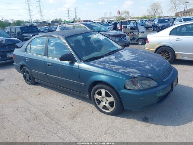 Salvage Honda Civic Image