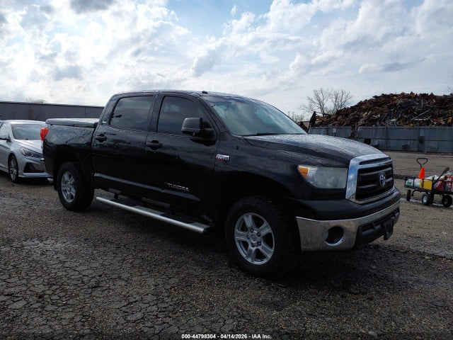 Salvage Toyota Tundra Image
