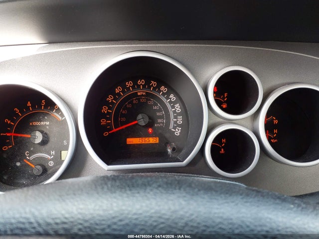 Toyota Tundra Grade 5.7l V8