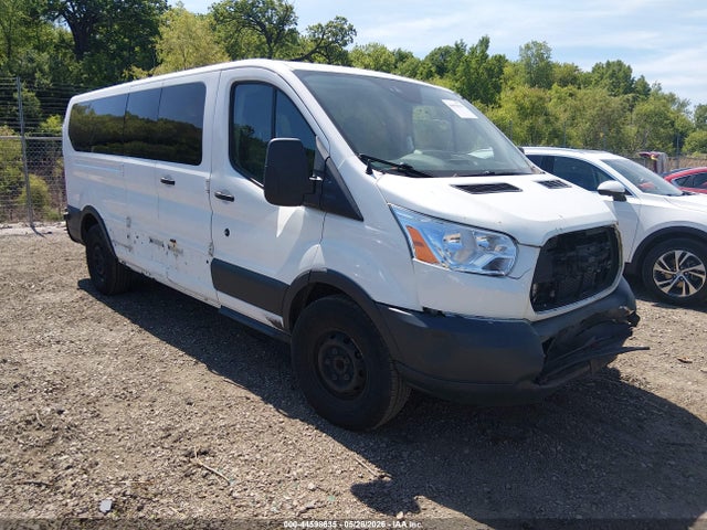 Salvage Ford Transit Image