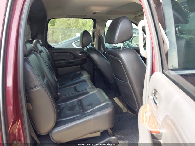 Cadillac Escalade Standard