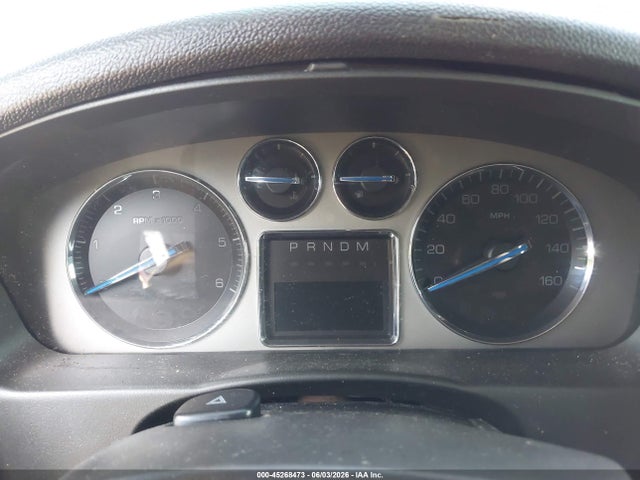 Cadillac Escalade Standard