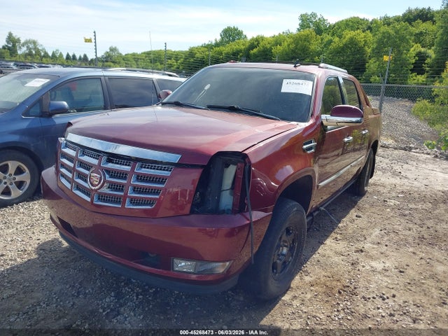 Cadillac Escalade Standard