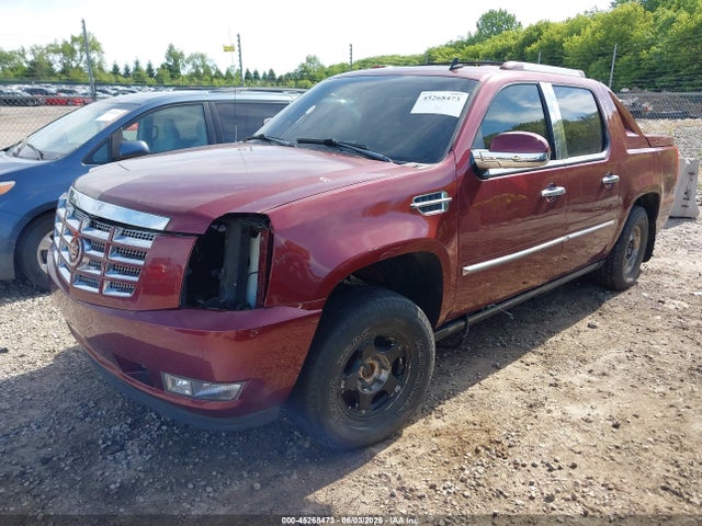 Cadillac Escalade Standard