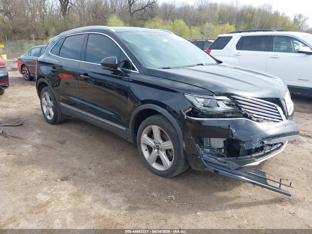 Salvage Lincoln MKC Image