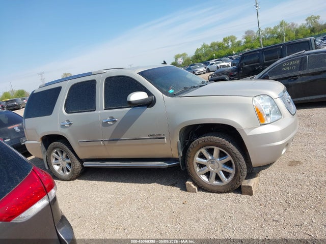 GMC Yukon Denali