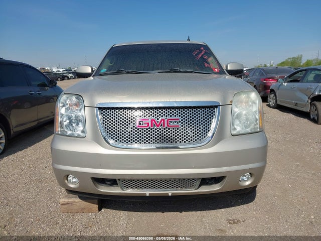GMC Yukon Denali