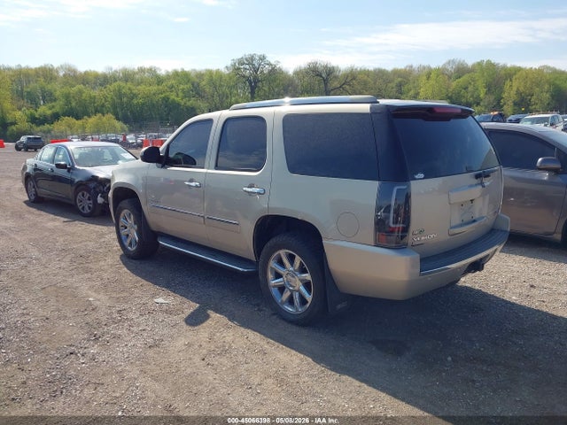GMC Yukon Denali