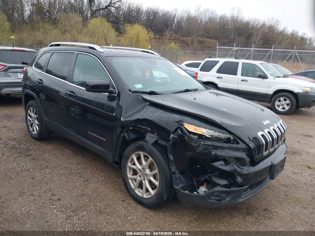 Salvage Jeep Cherokee Image