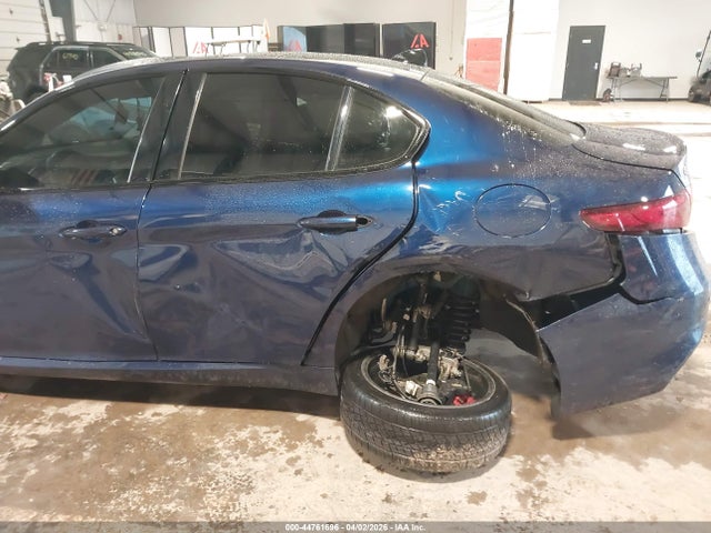 Alfa Romeo Giulia Ti Sport