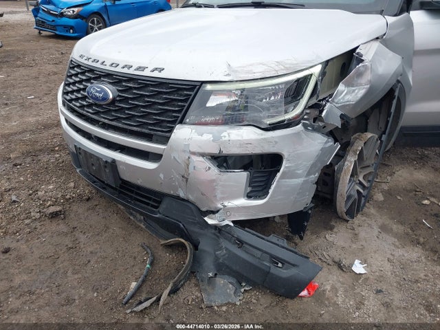 Ford Explorer Sport