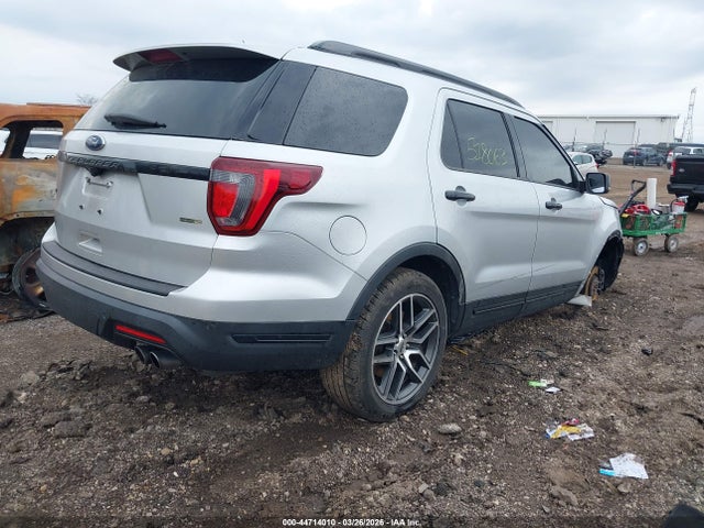 Ford Explorer Sport