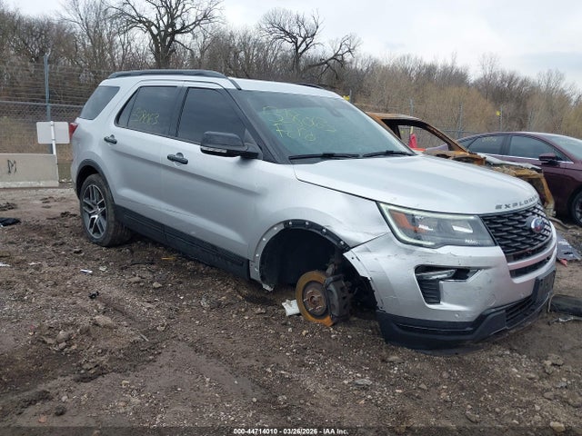 Salvage Ford Explorer Image