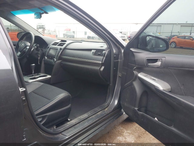 Toyota Camry Se
