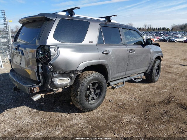Toyota 4Runner Sr5 Premium