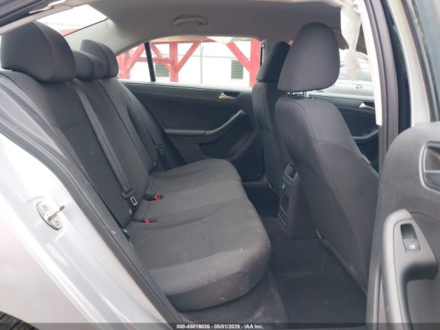 Volkswagen Jetta 2.0l S