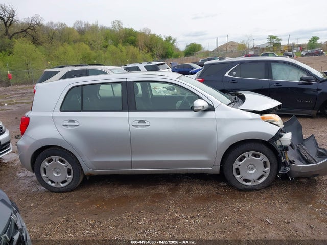 Scion xD