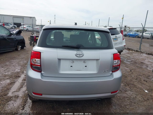 Scion xD