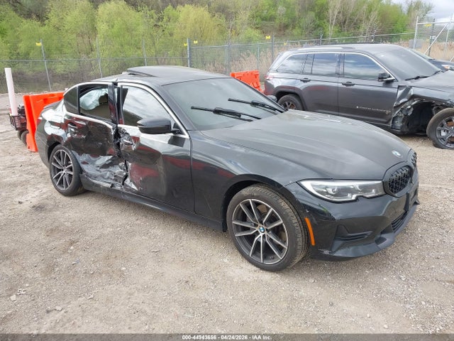 Salvage BMW 3 Series Image